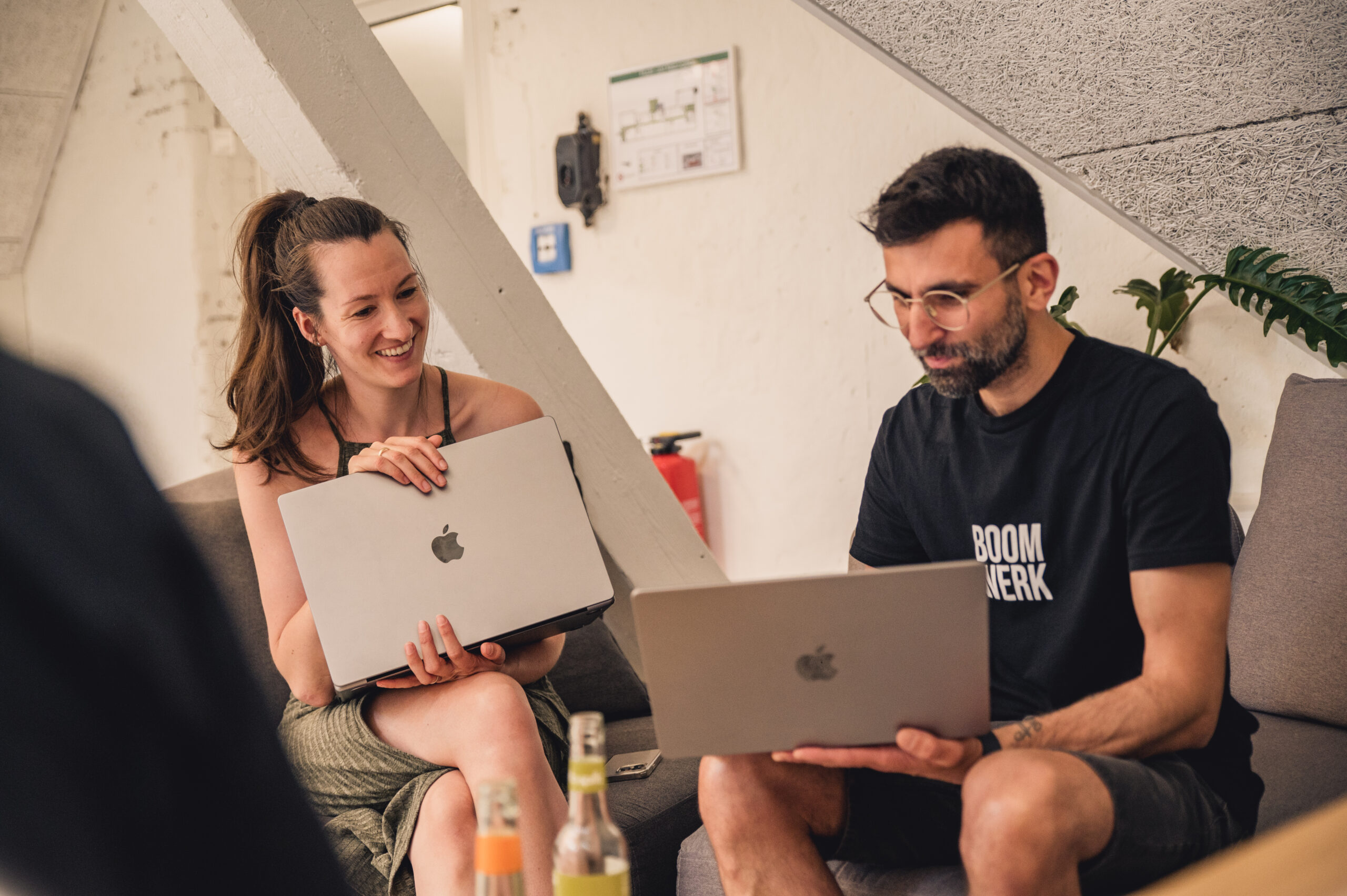 boomwerk Team bei der Zusammenarbeit